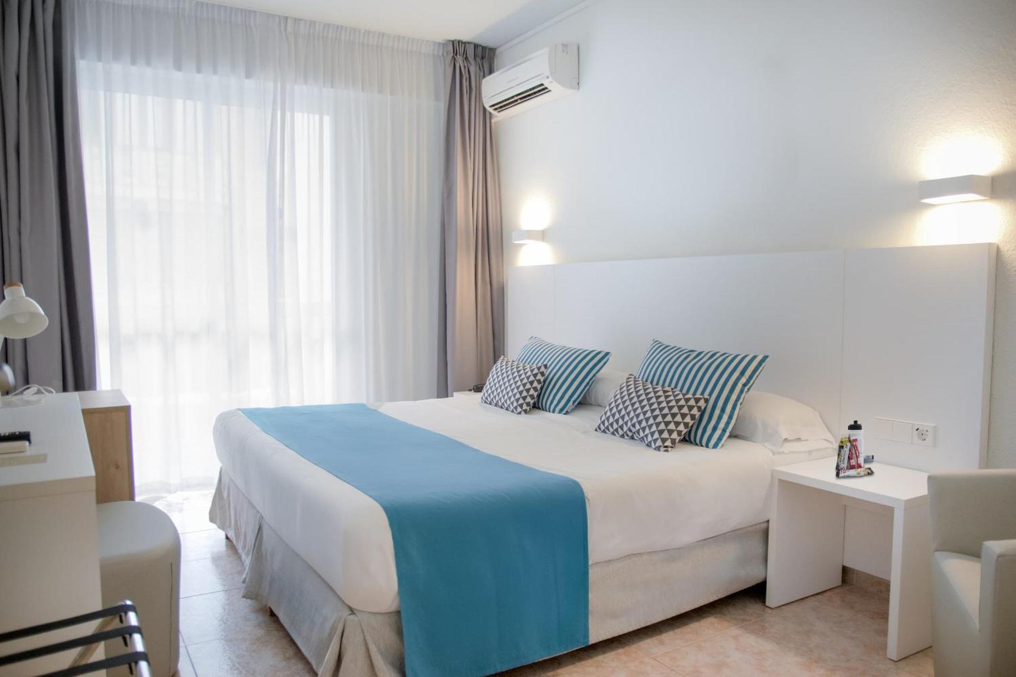 Bluesea Piscis - Adults Only Hotel Port de Alcudia  Bagian luar foto