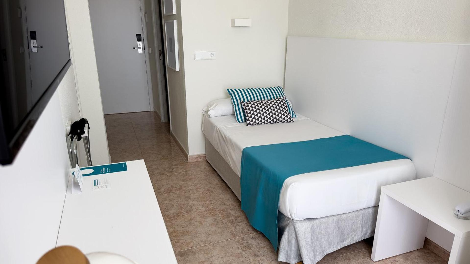 Bluesea Piscis - Adults Only Hotel Port de Alcudia  Bagian luar foto