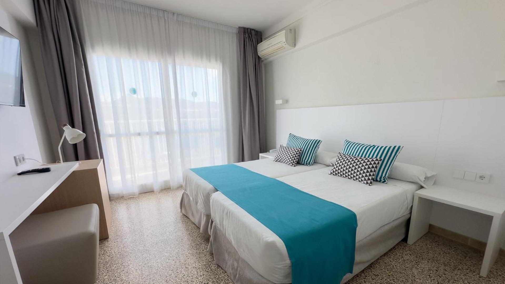 Bluesea Piscis - Adults Only Hotel Port de Alcudia  Bagian luar foto