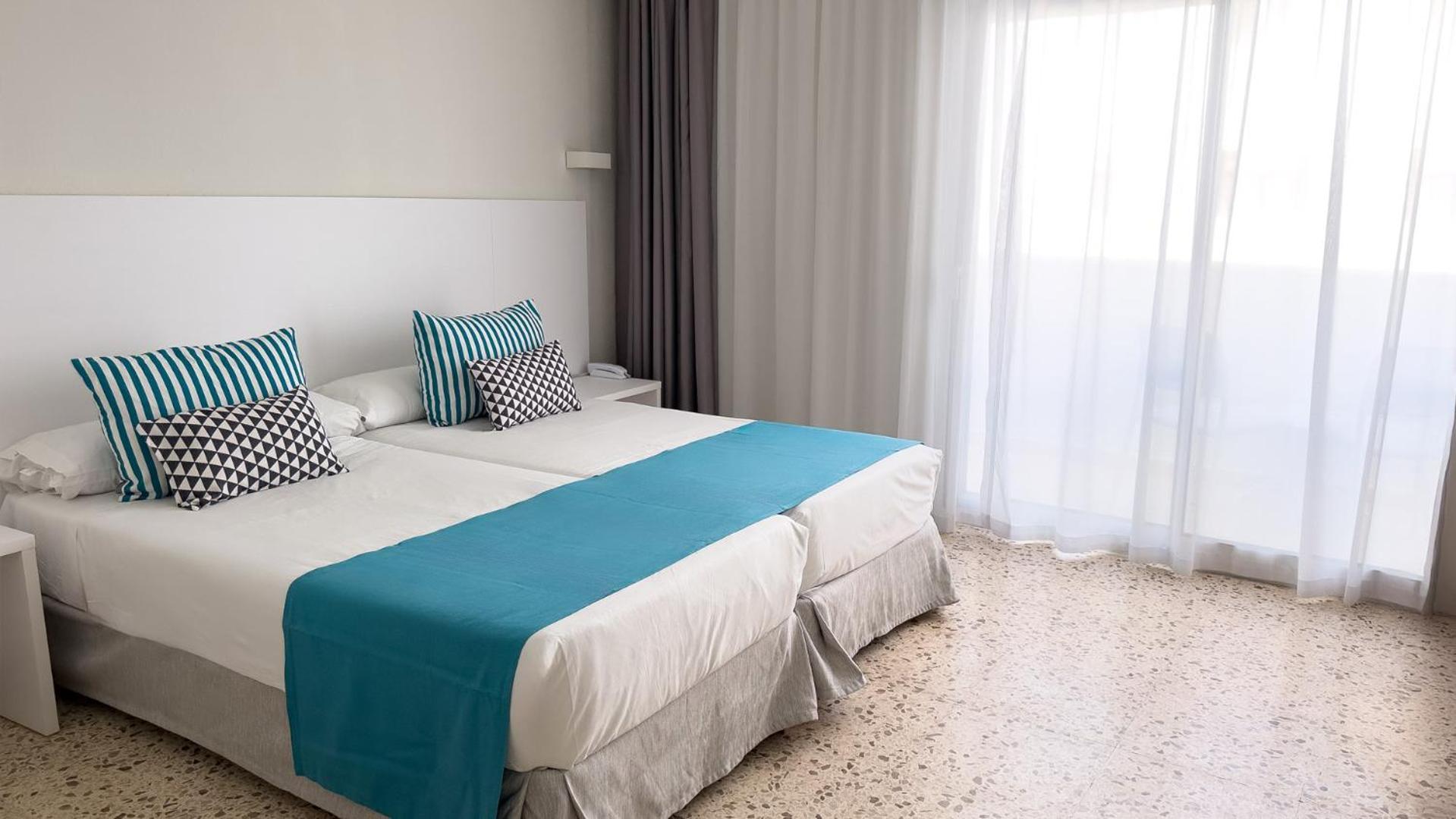 Bluesea Piscis - Adults Only Hotel Port de Alcudia  Bagian luar foto