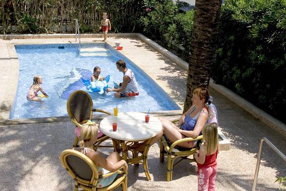 Bluesea Piscis - Adults Only Hotel Port de Alcudia  Bagian luar foto