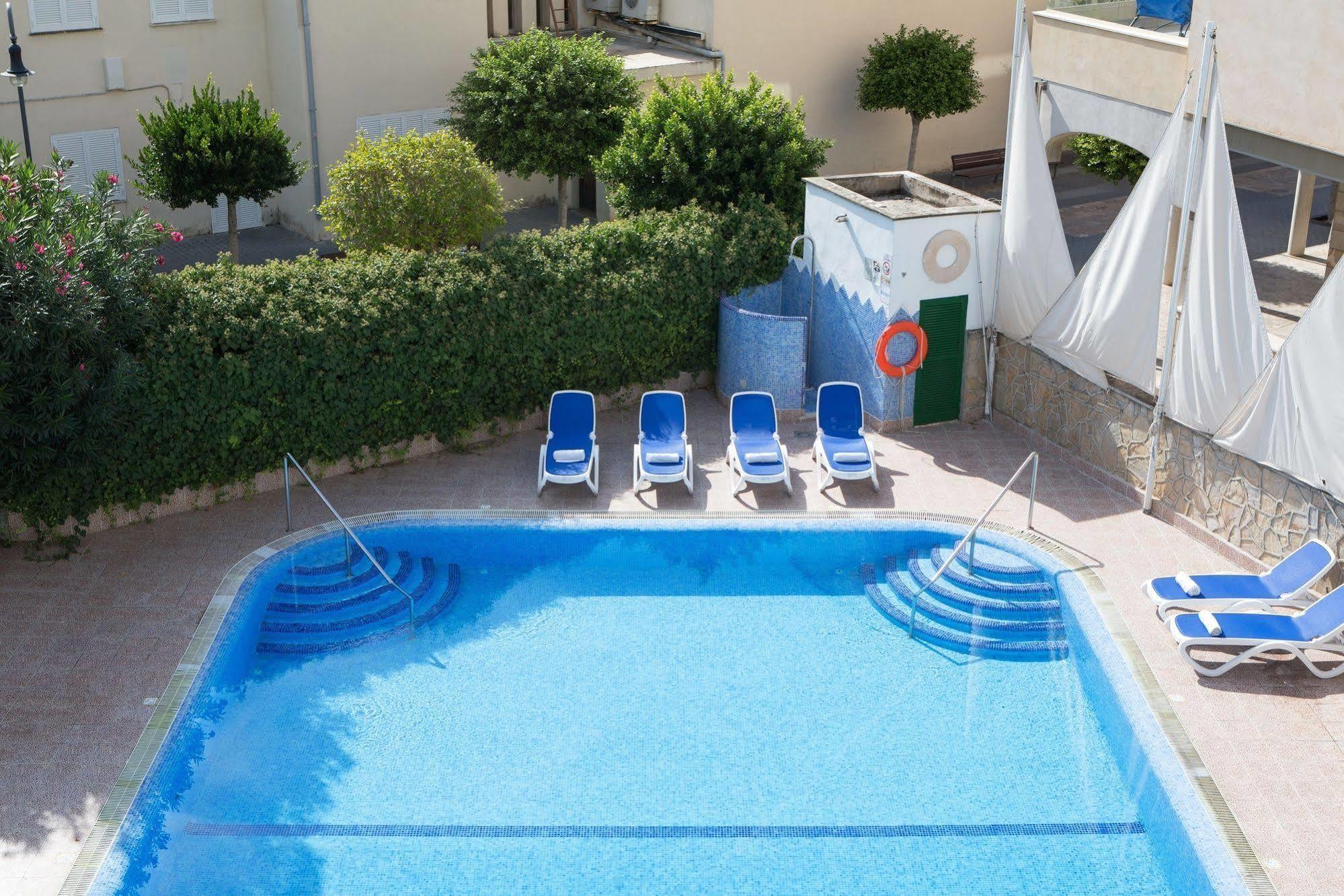 Bluesea Piscis - Adults Only Hotel Port de Alcudia  Bagian luar foto